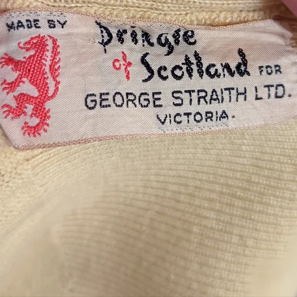 Vintage Cashmere Buttery Soft Scottish Gold Yellow Sweater - Picture 6 of 11